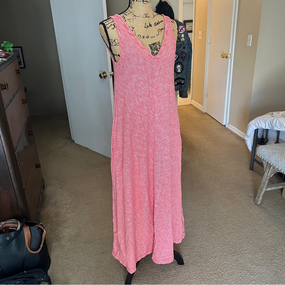 Pink Sleeveless Maxi Dress